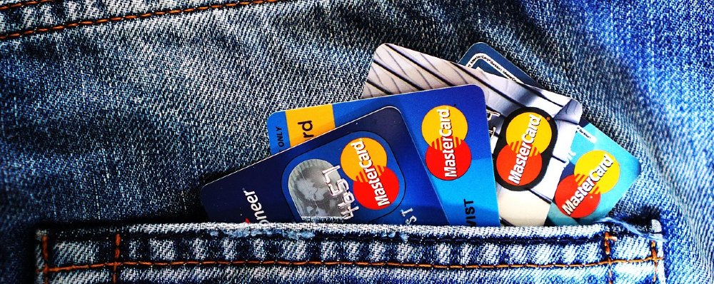 Kreditkarte Fächer in Hose